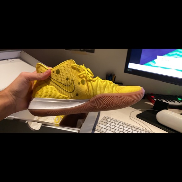 spongebob kyrie 5s footlocker